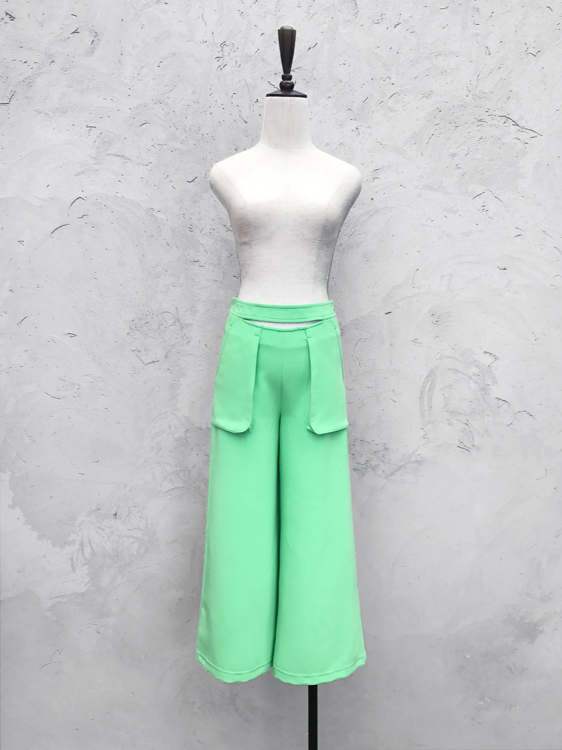 Final Sale! Freshy Green Split Waisting Culottes