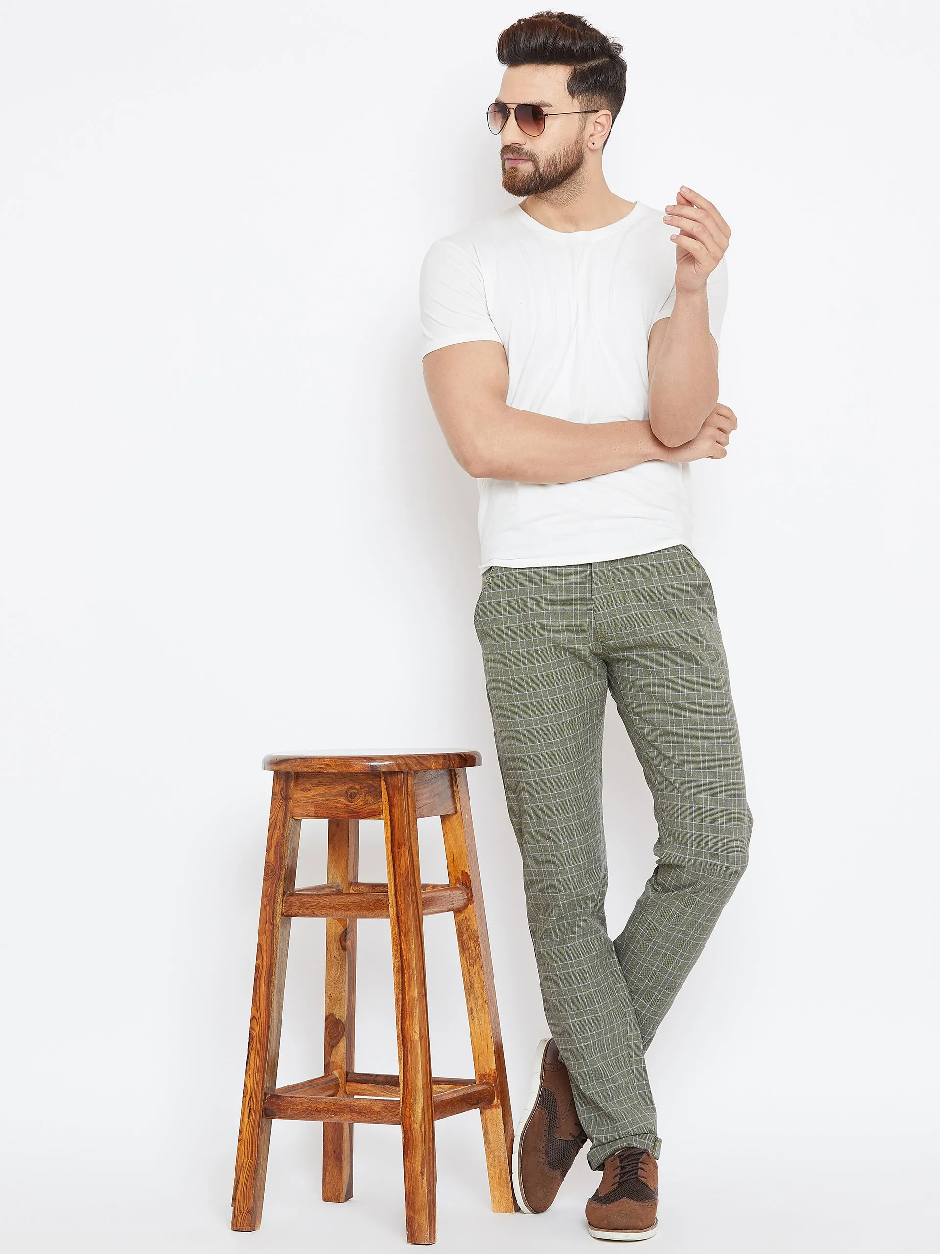 Men Green Relaxed Fit Casual Checked Chinos