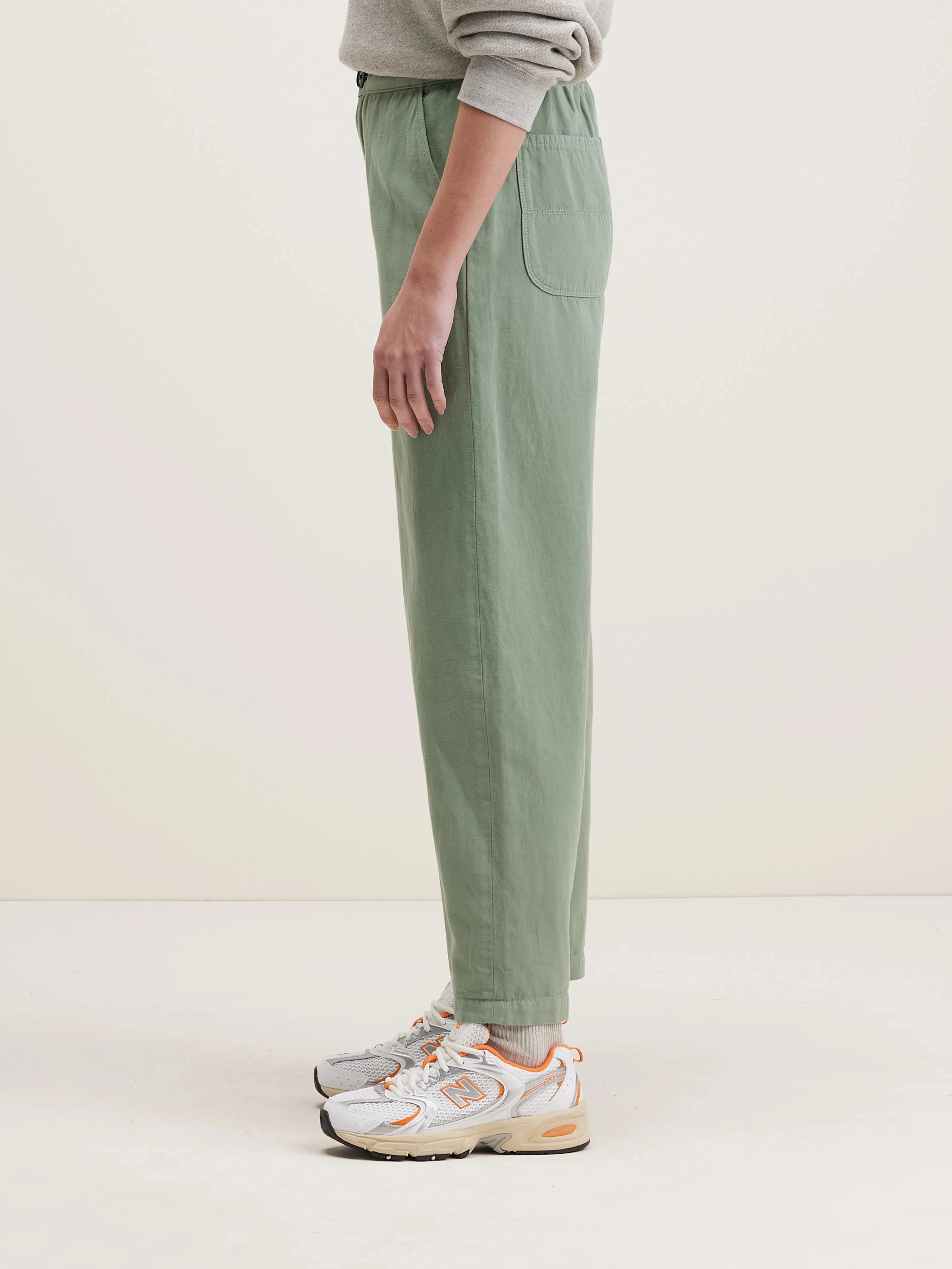 Pasop relaxed trousers (242 / W / EUCALYPTUS)