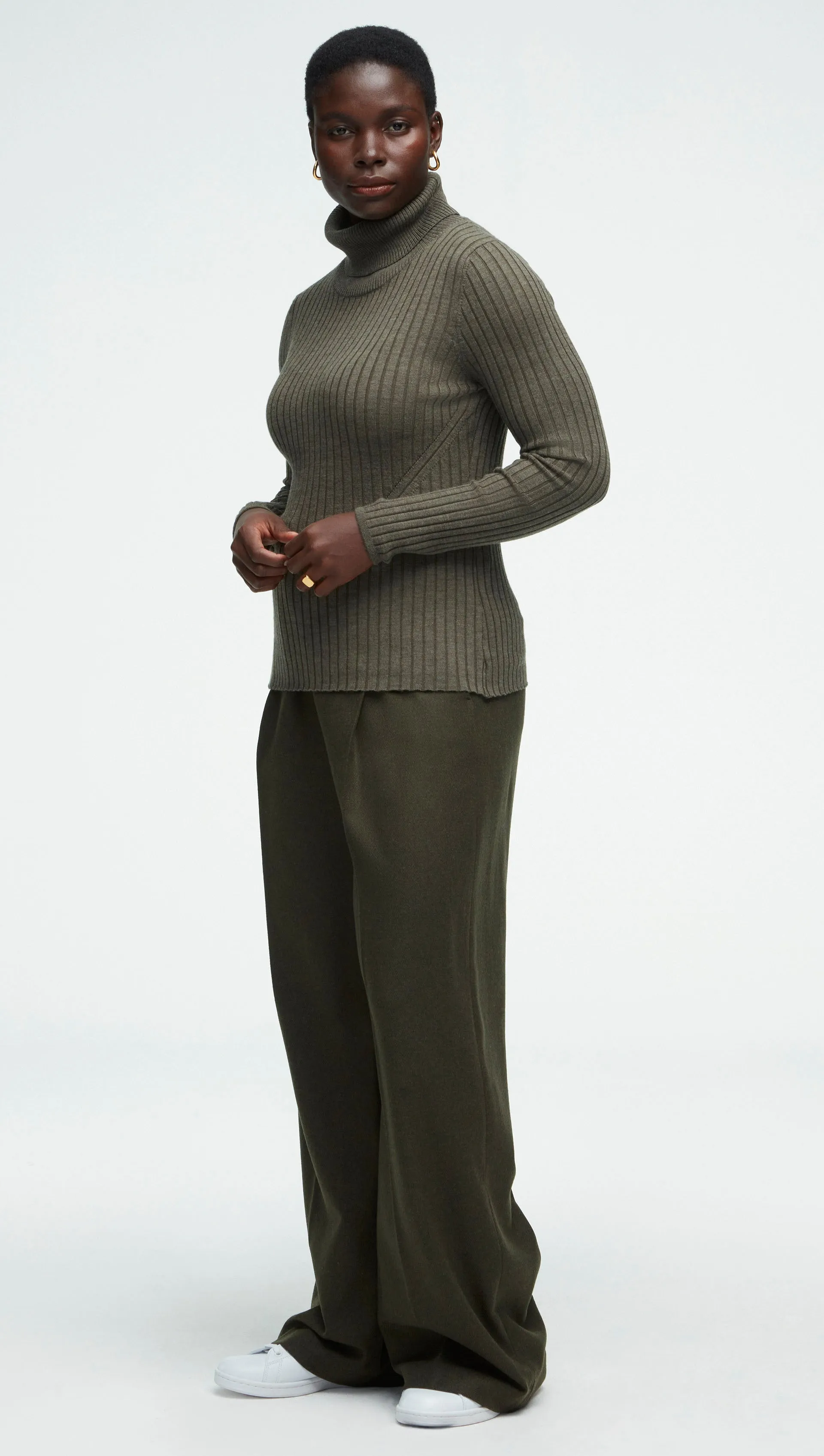 Ribbed Turtleneck in Merino Wool | Hunter