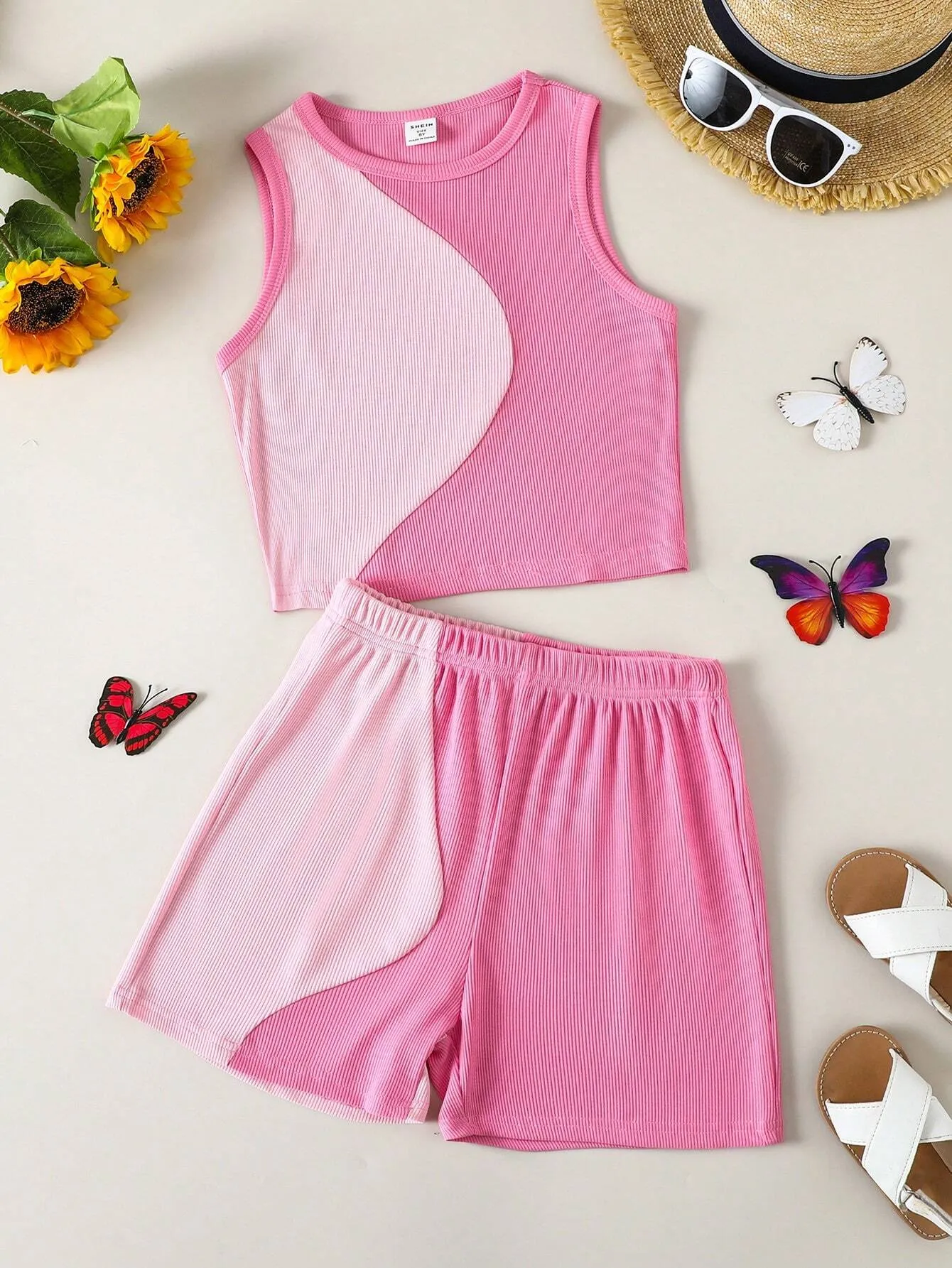 SHEIN Tween Girl 2pcs Fashionable Colorblock Design Vest And Shorts Set